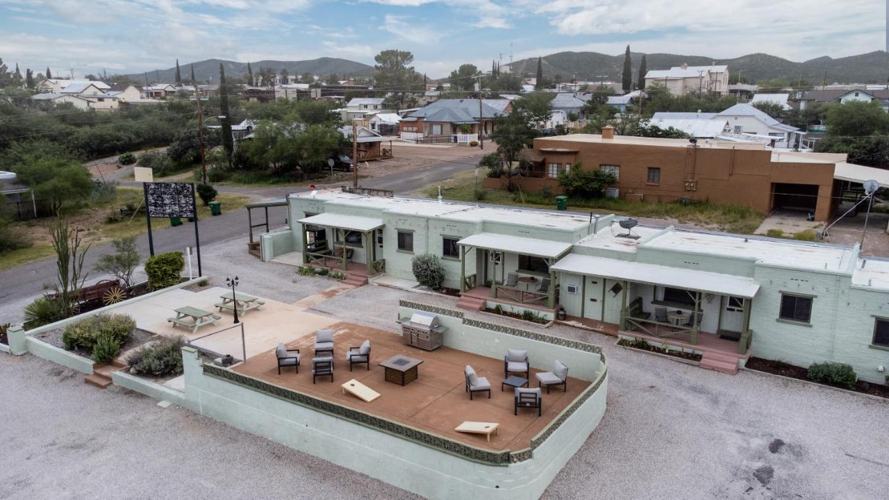 Sagebrush Inn 툼스톤 외부 사진 Aerial view of the motel