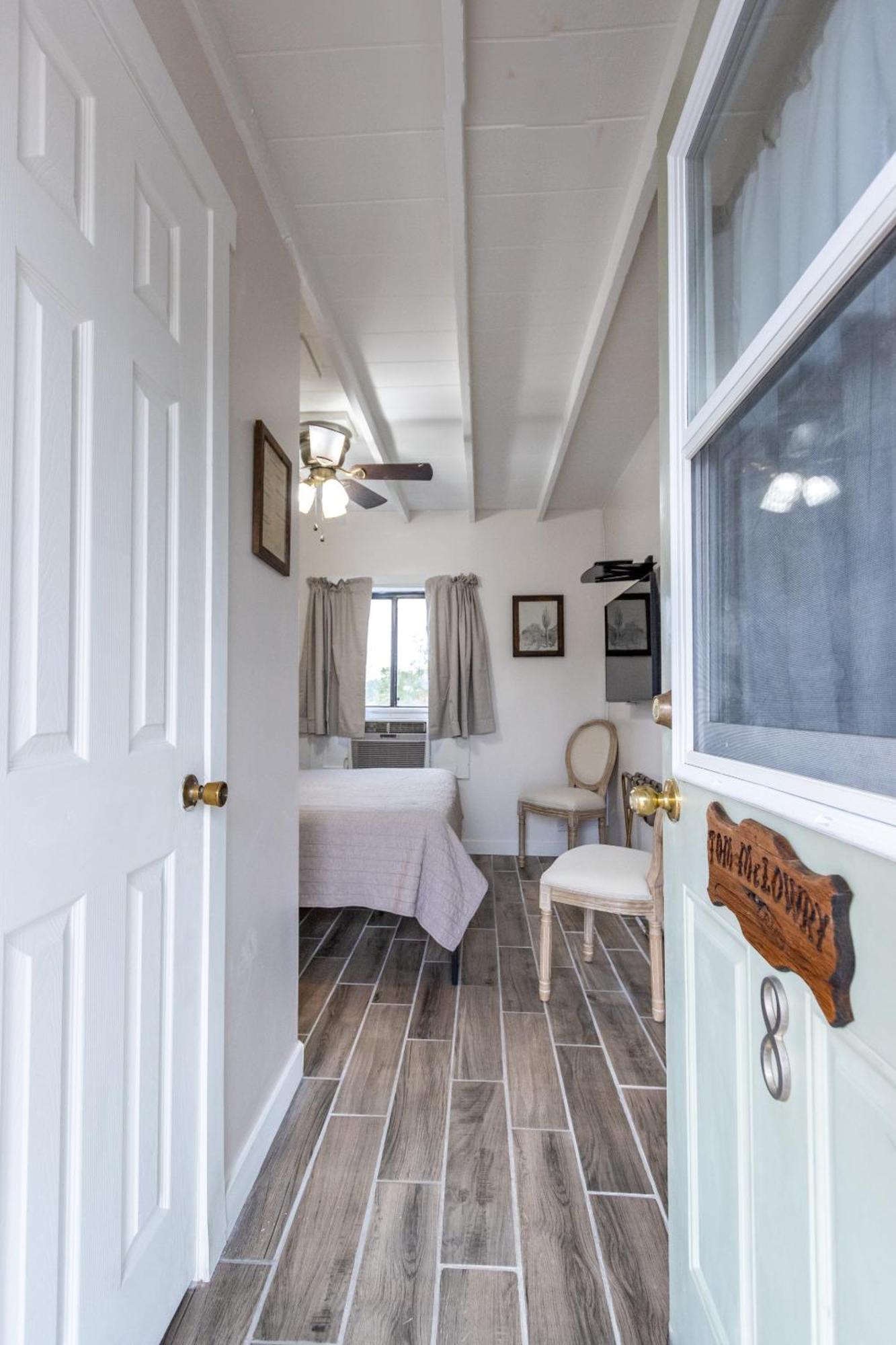 Sagebrush Inn 툼스톤 객실 사진 A guest room at the Inn at the Opera