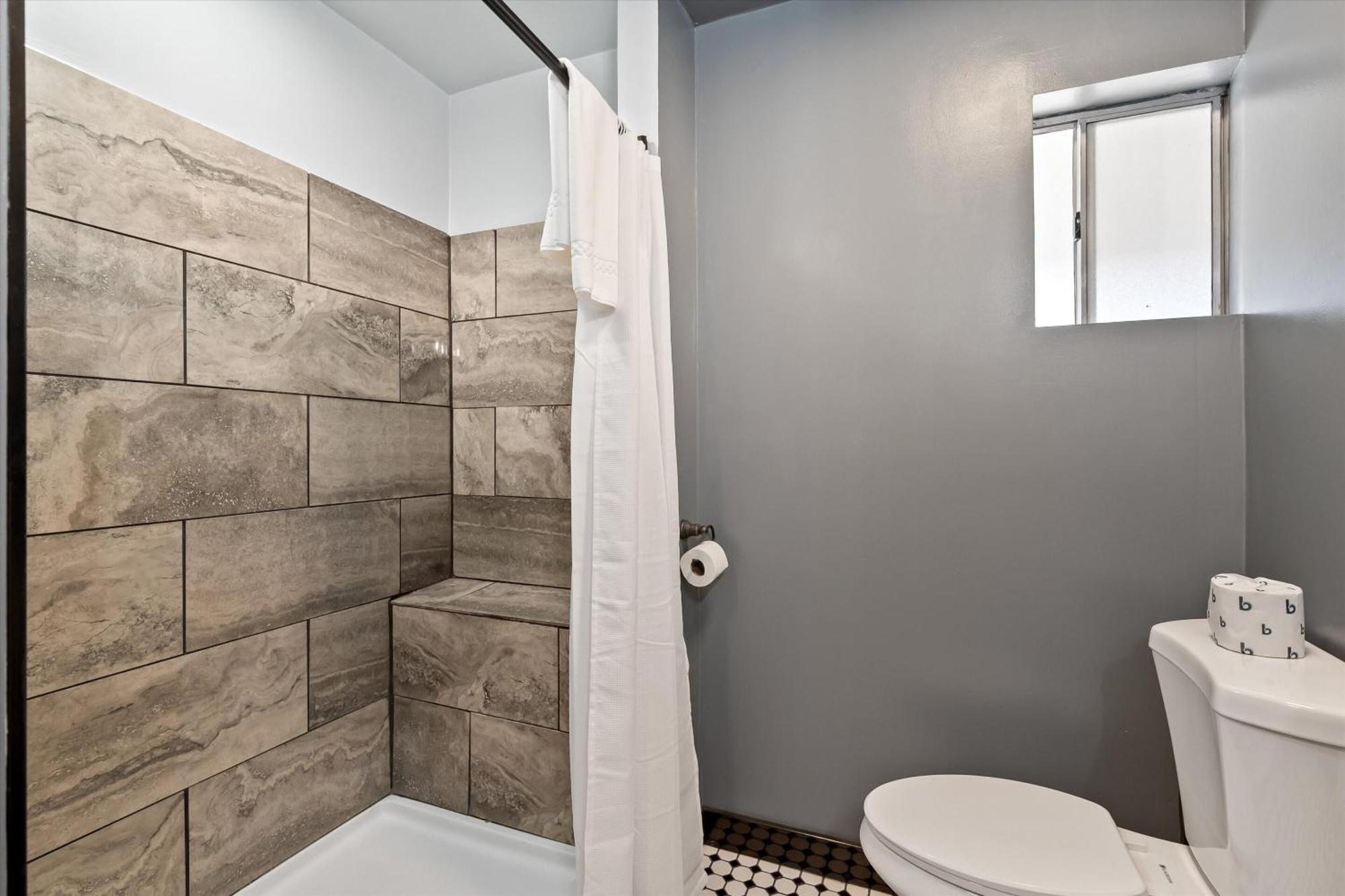 Sagebrush Inn 툼스톤 객실 사진 Bathroom